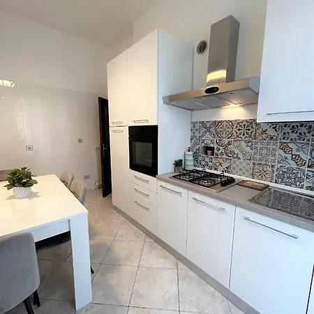 La Dotta - Via Guglielmo Marconi 24 Bolonha